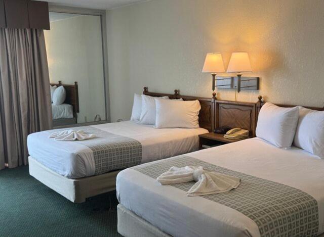 Boardwalk Beach Resort Myrtle Beach Bagian luar foto